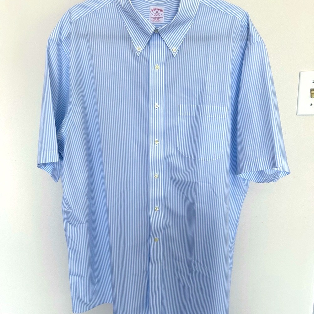 Brooks Brothers button down short sleeve shirt-size 18